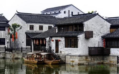 五指毛桃的根可以入药,有健脾补肺、行气利湿、舒筋活络等功效
